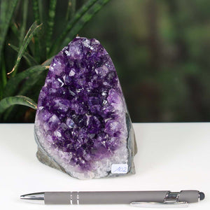 Uruguay Amethyst Mini Geode - 10x8x8cm - Harmonie und Entspannung – extra dunkler Qualität - NR 102