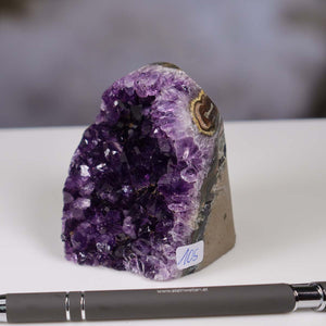 Uruguay Amethyst Mini Geode - 7x5x5cm - Harmonie und Entspannung – extra dunkler Qualität - NR 105