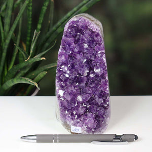 Uruguay Amethyst Mini Geode - 13x7x10cm - Harmonie und Entspannung – extra dunkler Qualität - NR 10