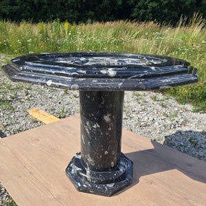 Couchtisch mit Orthoceras und Ammoniten - 74x56cm - Fossilien Naturstein - Nr.10