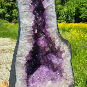 Amethyst Geode – Harmony and Relaxation - 68x34x28cm - No. 113