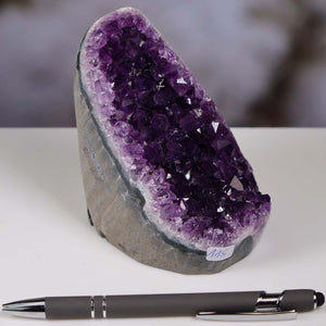 Uruguay Amethyst Mini Geode - 11x8x10cm - Harmonie und Entspannung – extra dunkler Qualität - NR 115