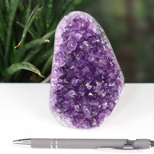 Uruguay Amethyst Mini Geode - 11x8x9cm - Harmonie und Entspannung – extra dunkler Qualität - NR 116