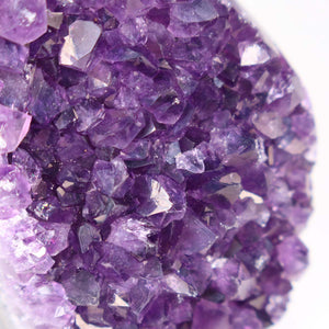 Uruguay Amethyst Mini Geode - 11x8x9cm - Harmonie und Entspannung – extra dunkler Qualität - NR 116