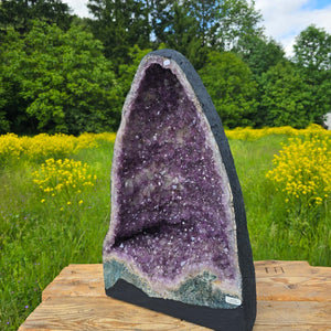 Ametistna drusa – geoda – harmonija i opuštanje - 57x36x23cm - br. 117