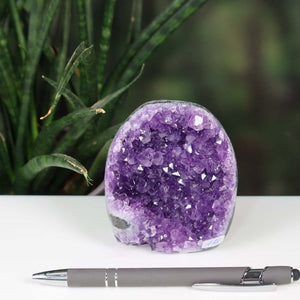 Uruguay Amethyst Mini Geode - 8x7x5cm - Harmonie und Entspannung – extra dunkler Qualität - NR 118