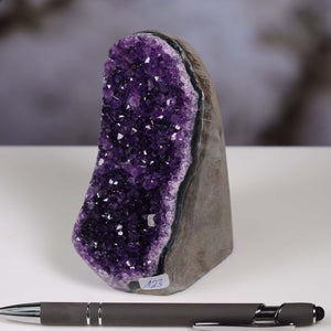 Uruguay Amethyst Mini Geode - 11x5x8cm - Harmonie und Entspannung – extra dunkler Qualität - NR 123