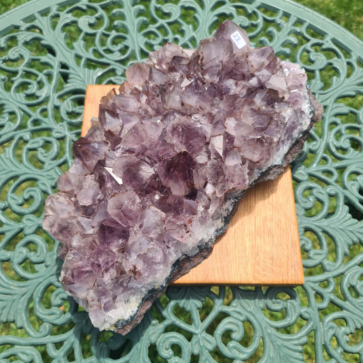 Amethyststück zum Reinigen der Steine