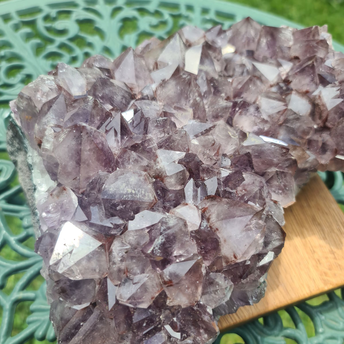 Amethyst Stück mit großen Spitzen