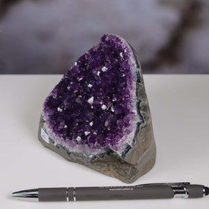 Uruguay Amethyst Mini Geode - 9x10x9cm - Harmonie und Entspannung – extra dunkler Qualität - NR 26