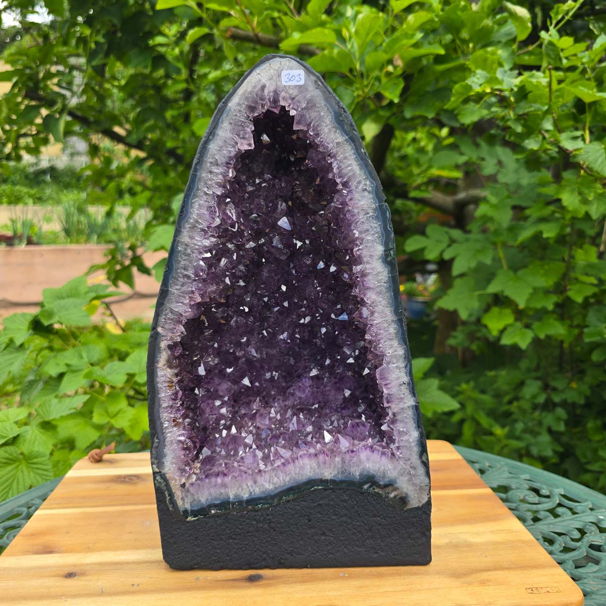 Amethyst Druse – Geode – Harmonie und Entspannung - 33x18x15cm - Nr. 303