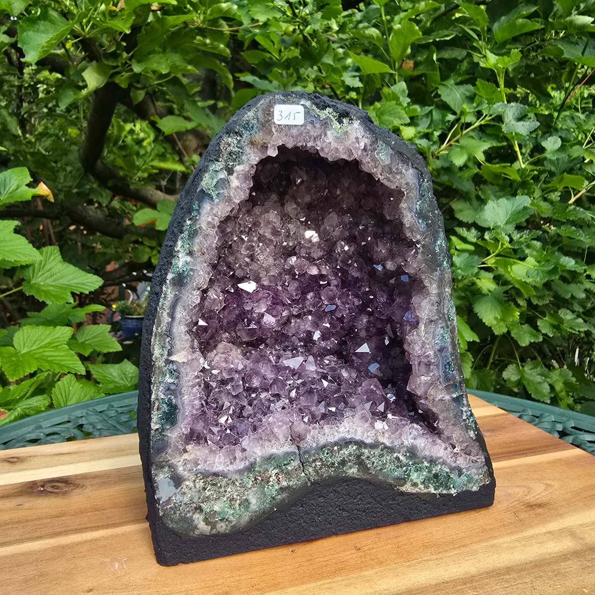 Amethyst Druse – Geode – Harmonie und Entspannung - 21x17x13cm - Nr. 315