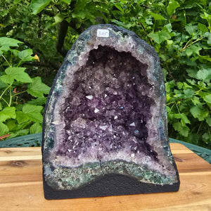 Amethyst Druse – Geode – Harmonie und Entspannung - 21x17x13cm - Nr. 315