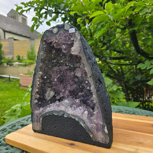 Ametystdruse – Geode – Harmoni og afslapning - 25x21x14cm - Nr. 349