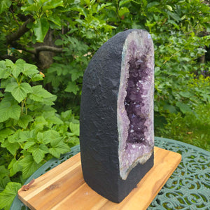 Amethyst Druse – Geode – Harmonie und Entspannung - 35x17x16cm - Nr. 381