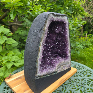 Amethyst Druse – Geode – Harmonie und Entspannung - 35x30x23cm - Nr. 387