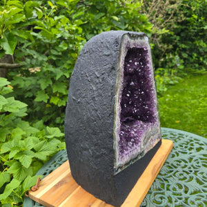 Amethyst Druse – Geode – Harmonie und Entspannung - 35x30x23cm - Nr. 387