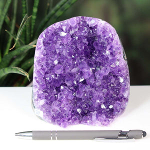 Uruguay Amethyst Mini Geode - 11x11x10cm - Harmonie und Entspannung – extra dunkler Qualität - NR 39