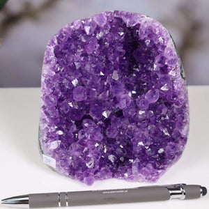 Uruguay Amethyst Mini Geode - 11x11x10cm - Harmonie und Entspannung – extra dunkler Qualität - NR 39