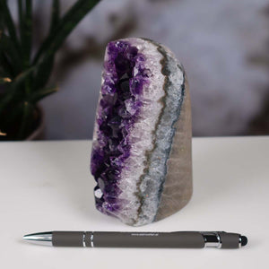 Uruguay Amethyst Mini Geode - 12x6x7cm - Harmonie und Entspannung – extra dunkler Qualität - NR 3