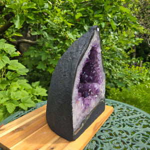Amethyst Druse – Geode – Harmonie und Entspannung - 32x23x18cm - Nr. 54