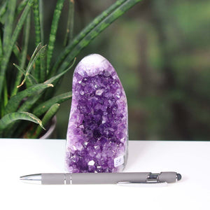 Uruguay Amethyst Mini Geode - 10x6x7cm - Harmonie und Entspannung – extra dunkler Qualität - NR 59