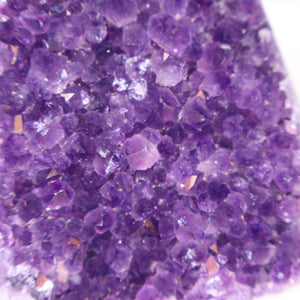 Uruguay Amethyst Mini Geode - 9x8x7cm - Harmonie und Entspannung – extra dunkler Qualität - NR 60
