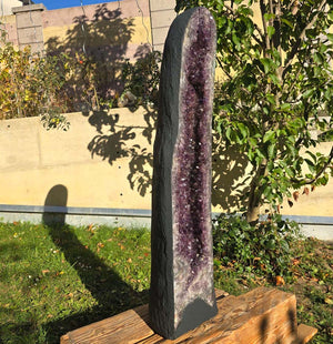 Amethyst Druse – Geode – Höhe 113cm - 69kg – UNIKAT Nr. 61
