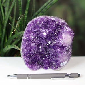 Uruguay Amethyst Mini Geode - 11x10x7cm - Harmonie und Entspannung – extra dunkler Qualität - NR 68