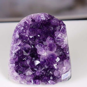 Uruguay Amethyst Mini Geode - 7x8x6cm - Harmonie und Entspannung – extra dunkler Qualität - NR 69