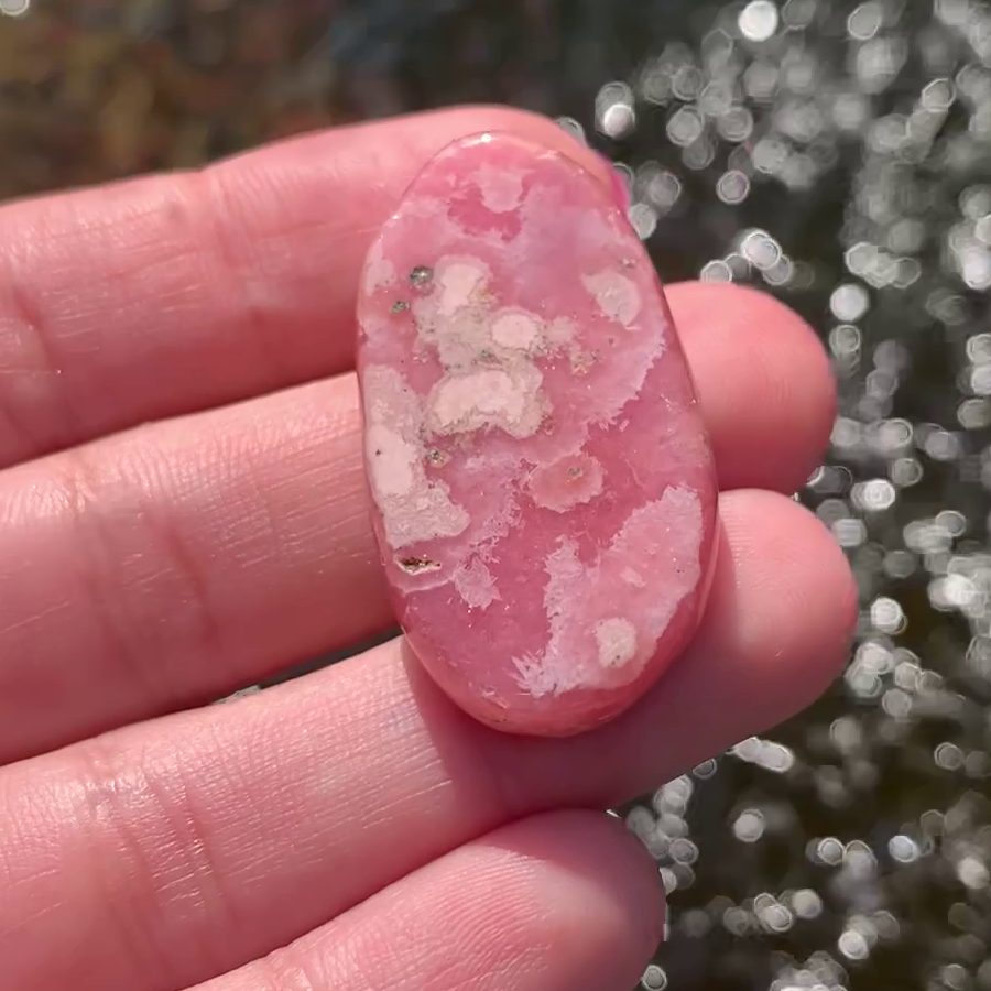 Schmuckstein aus Rhodochrosit 