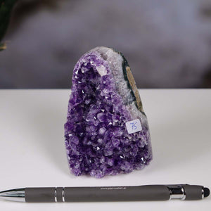 Uruguay Amethyst Mini Geode - 8x6x5cm - Harmonie und Entspannung – extra dunkler Qualität - NR 75