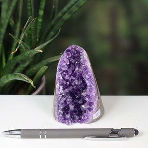 Uruguay Amethyst Mini Geode - 8x5x6cm - Harmonie und Entspannung – extra dunkler Qualität - NR 76