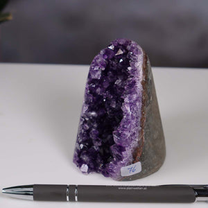 Uruguay Amethyst Mini Geode - 8x5x6cm - Harmonie und Entspannung – extra dunkler Qualität - NR 76