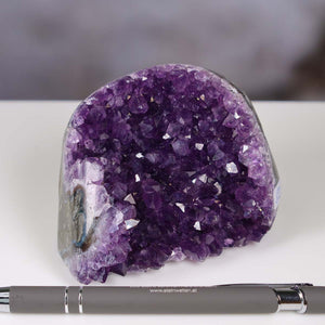 Uruguay Amethyst Mini Geode - 7x9x6cm - Harmonie und Entspannung – extra dunkler Qualität - NR 82