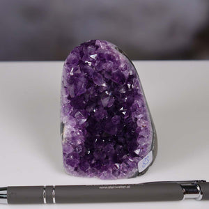 Uruguay Amethyst Mini Geode - 7x5x6cm - Harmonie und Entspannung – extra dunkler Qualität - NR 83