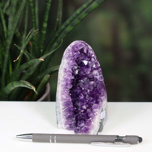 Uruguay Amethyst Mini Geode - 9x6x8cm - Harmonie und Entspannung – extra dunkler Qualität - NR 85