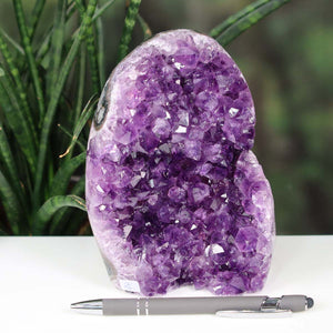 Uruguay Amethyst Mini Geode - 15x11x8cm - Harmonie und Entspannung – extra dunkler Qualität - NR 86