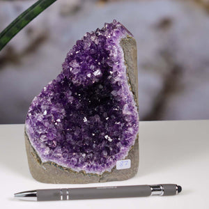 Uruguay Amethyst Mini Geode - 13x10x10cm - Harmonie und Entspannung – extra dunkler Qualität - NR 87