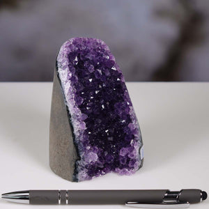 Uruguay Amethyst Mini Geode - 9x7x6cm - Harmonie und Entspannung – extra dunkler Qualität - NR 88