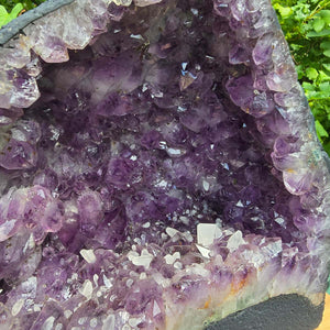 Amethyst Druse – Geode – Harmonie und Entspannung - 27x26x18cm - Nr. 92