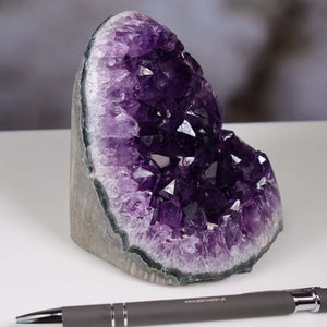 Uruguay Amethyst Mini Geode - 10x8x9cm - Harmonie und Entspannung – extra dunkler Qualität - NR 92