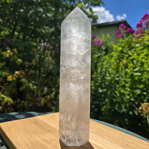 Bergkrištáľ, kremeň, brúsený obelisk UNIKÁT č. 93