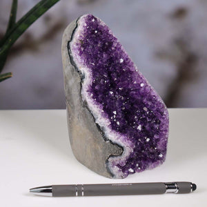 Uruguay Amethyst Mini Geode - 13x8x11cm - Harmonie und Entspannung – extra dunkler Qualität - NR 96