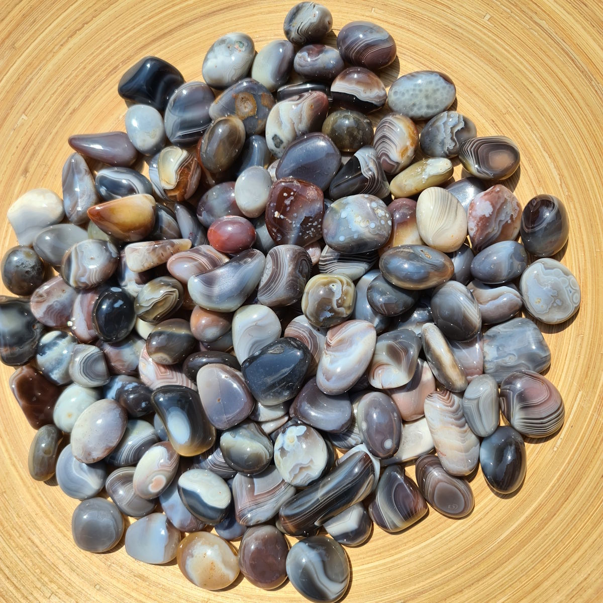 Agate Botswana - hand flatterer from stone worlds - Steinwelten OG