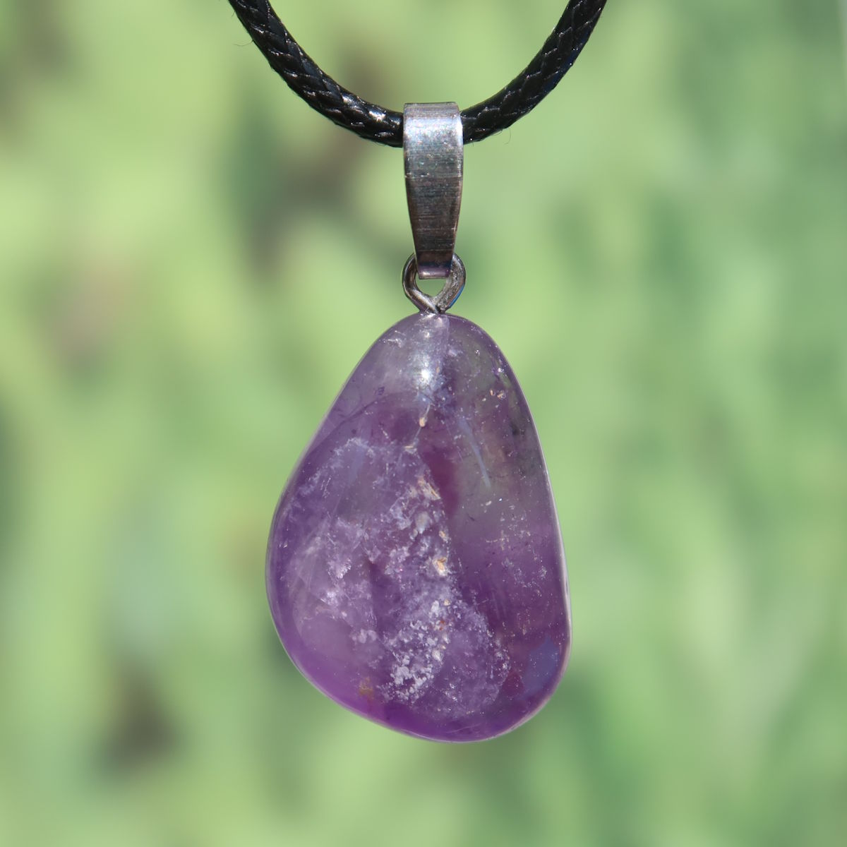 Amethyst Anhänger mit Silberöse - Schutz und Spiritualität - UNIKAT Nr. 12, violetter Edelstein mit einzigartiger Struktur und Silberöse
