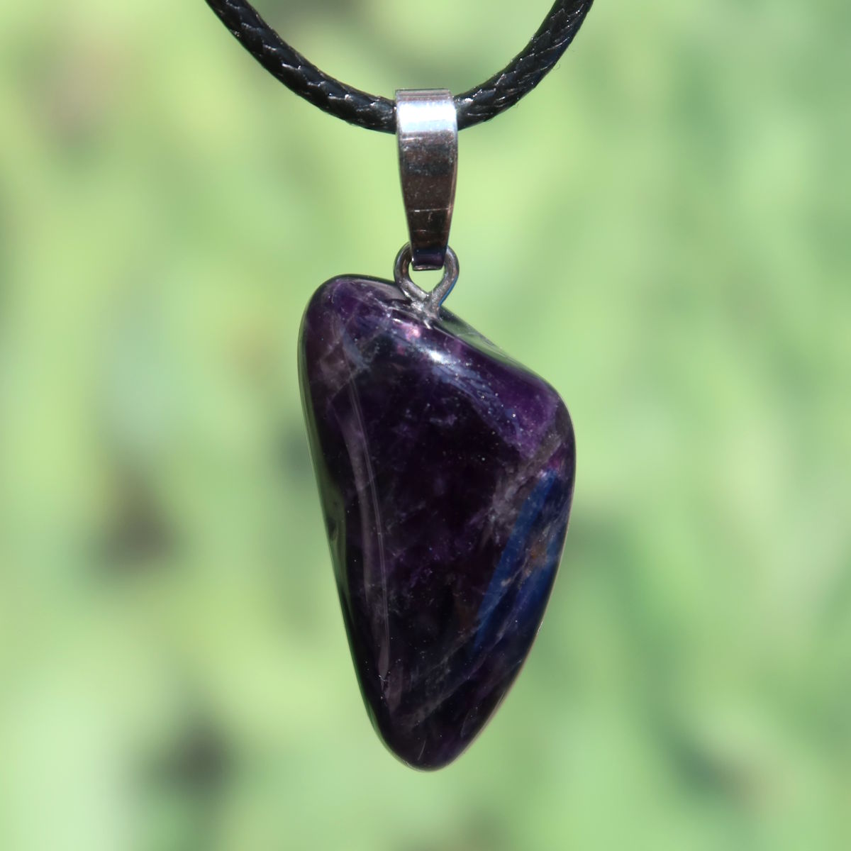 Amethyst Anhänger mit Silberöse - Schutz und Spiritualität - UNIKAT Nr. 20, violett mit silberner Halterung