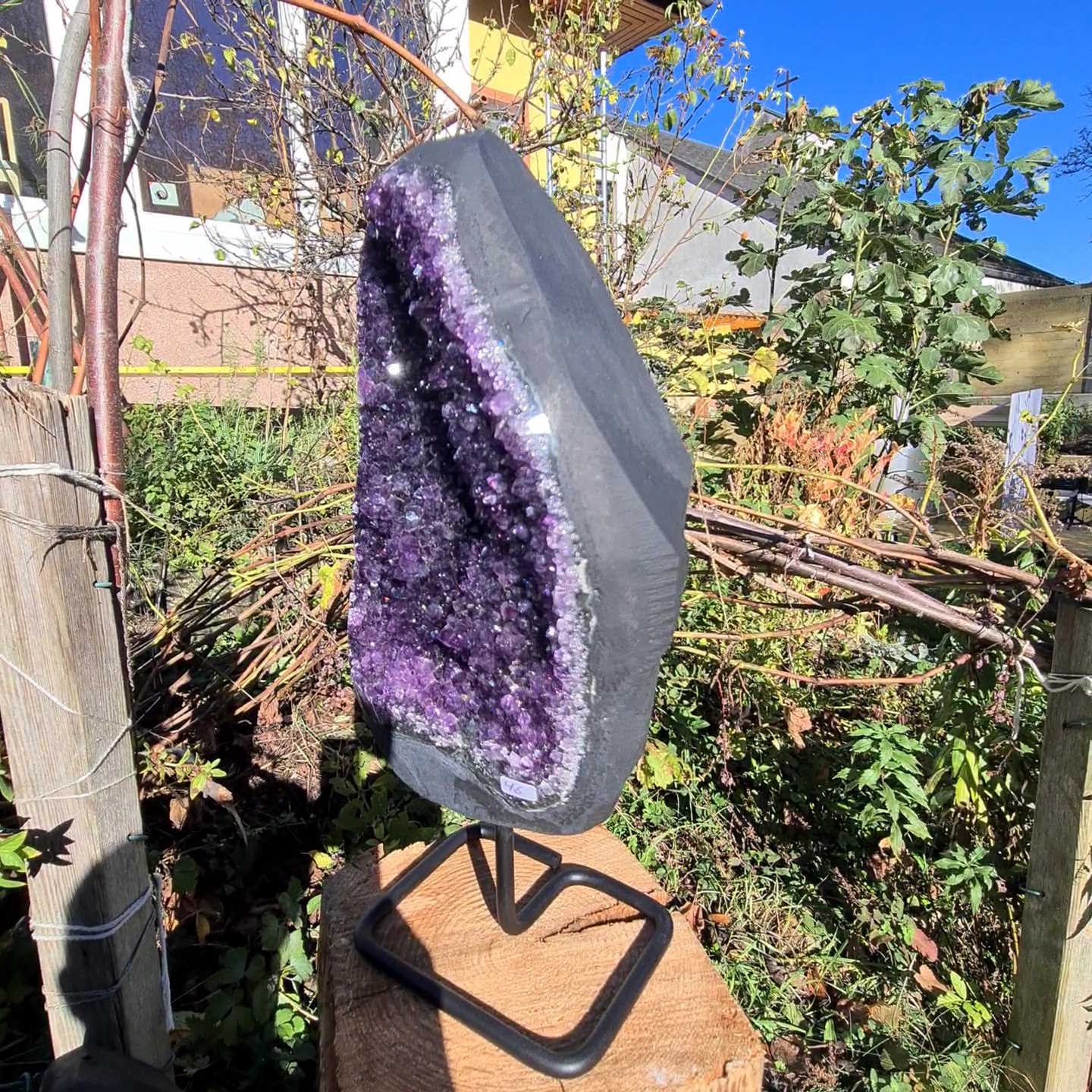 Amethyst Rohstein auf Ständer