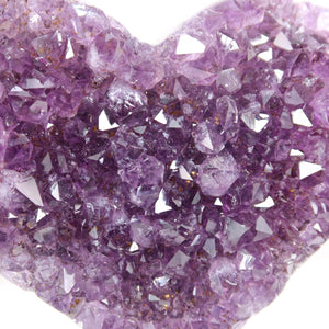 Amethyst Druse Amethyst Geode in Herzform mit Metallsockel 14x12cm - NR-17, funkelnde violette Kristallstruktur