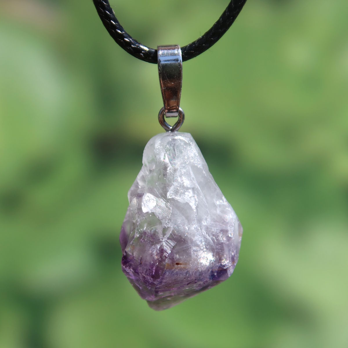 Amethyst Natur Kristall Anhänger - Spiritualität und Intuition - UNIKAT Nr. 12, roh und ungeschliffen, einzigartiges Naturstein-Design